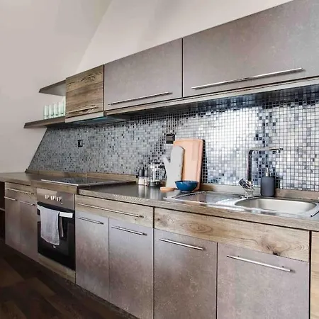 Unique City Centre Duplex, Roof Top Terrace, Castle View Apartment