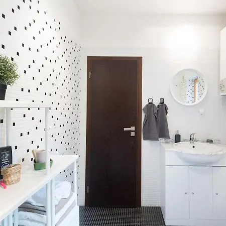 Apartment Unique City Centre Duplex, Roof Top Terrace, Castle View *