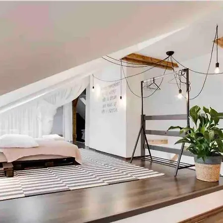 Apartment Unique City Centre Duplex, Roof Top Terrace, Castle View *