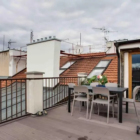Unique City Centre Duplex, Roof Top Terrace, Castle View